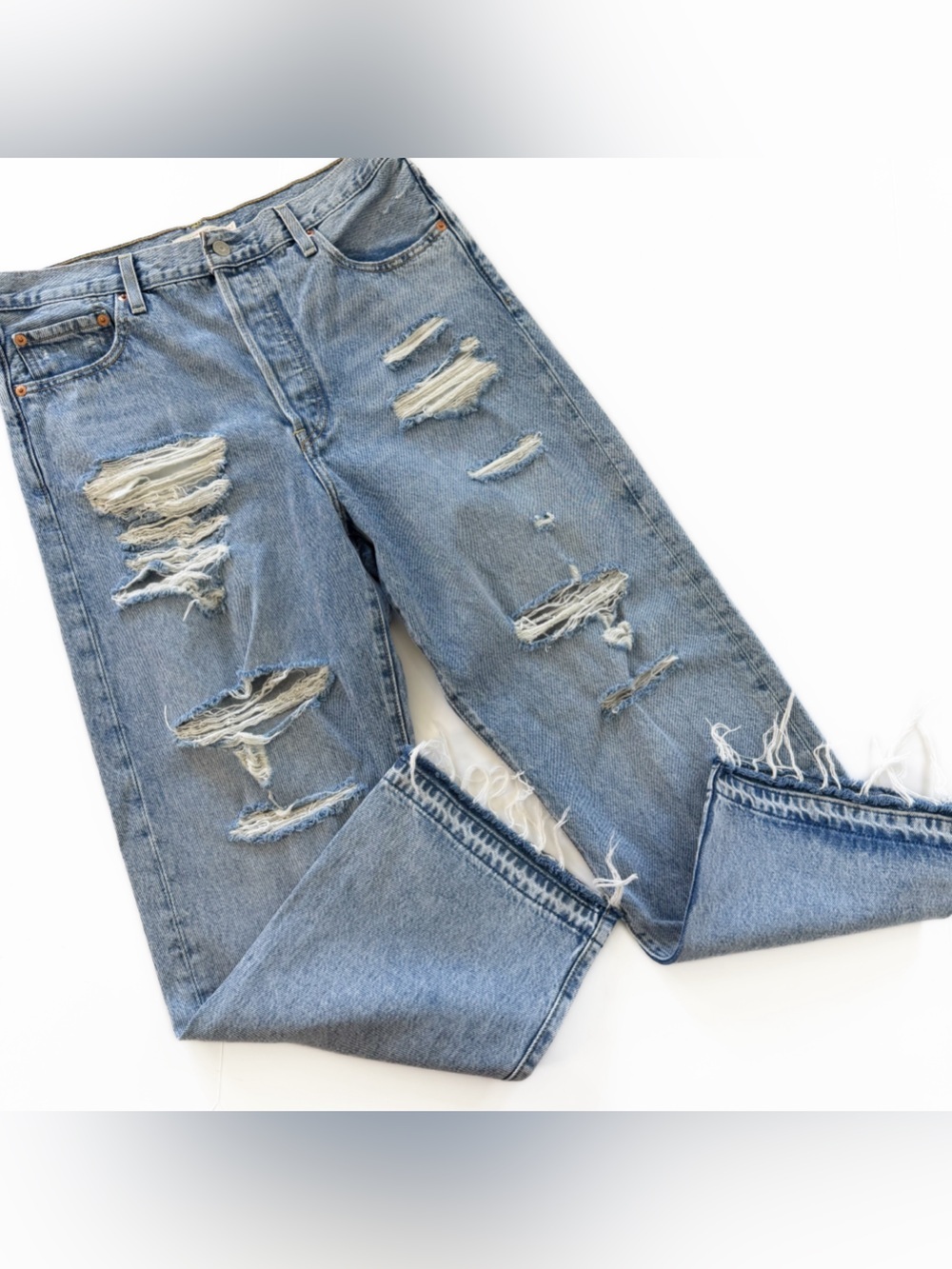 Levi’s Jeans Womens 32 Ribcage Straight Ankle Button Fly Distressed